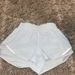 lululemon Hotty hot shorts 2.5 inch